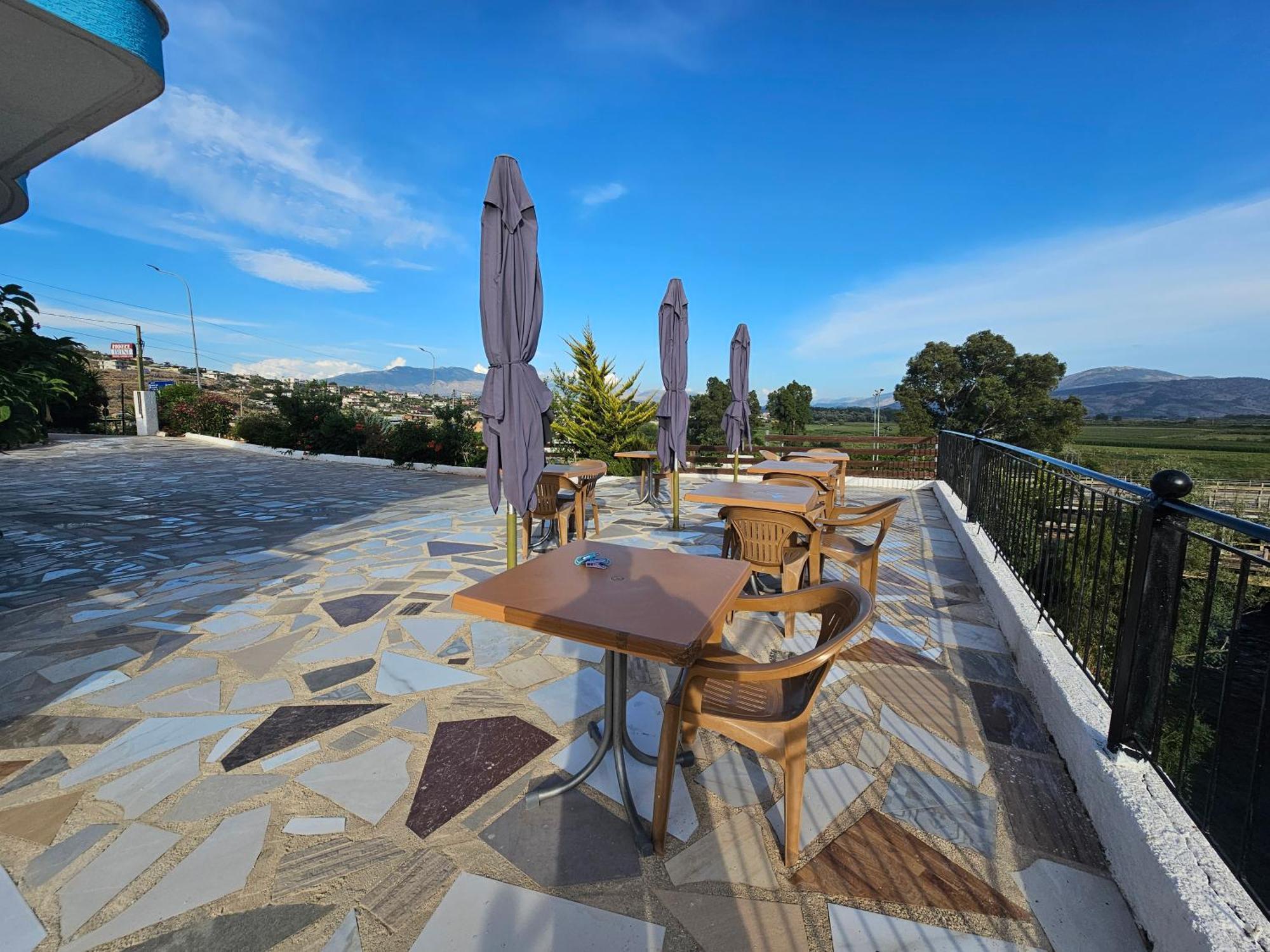 Hotel Irini Sarandë Buitenkant foto