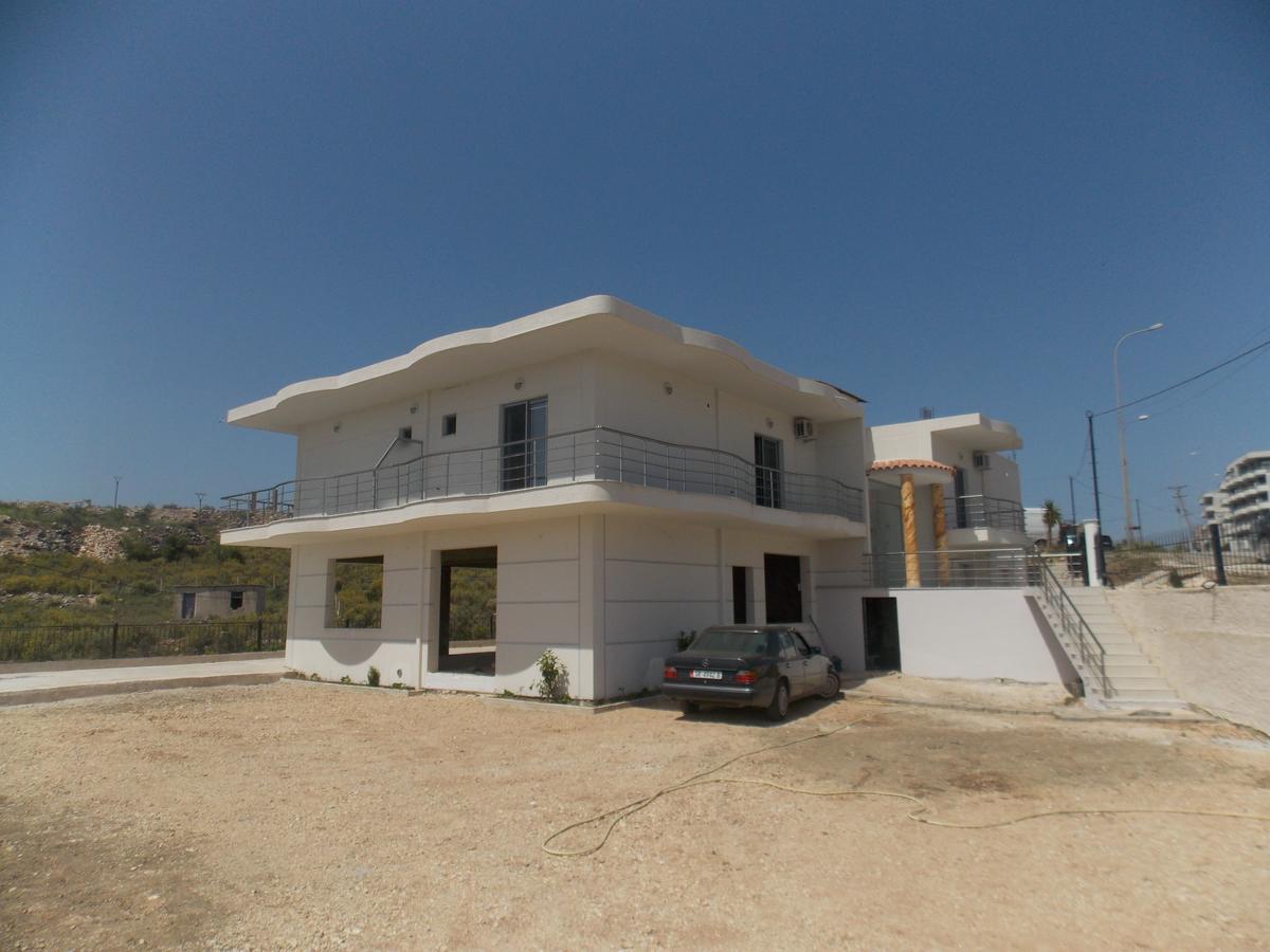 Hotel Irini Sarandë Buitenkant foto